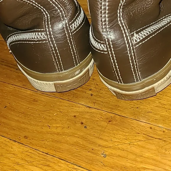 Sneakers - Picture 3 of 5